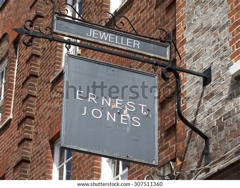 jewellers in newbury berkshire.